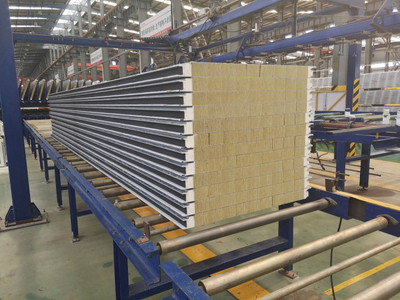 聚氨酯封边岩棉板